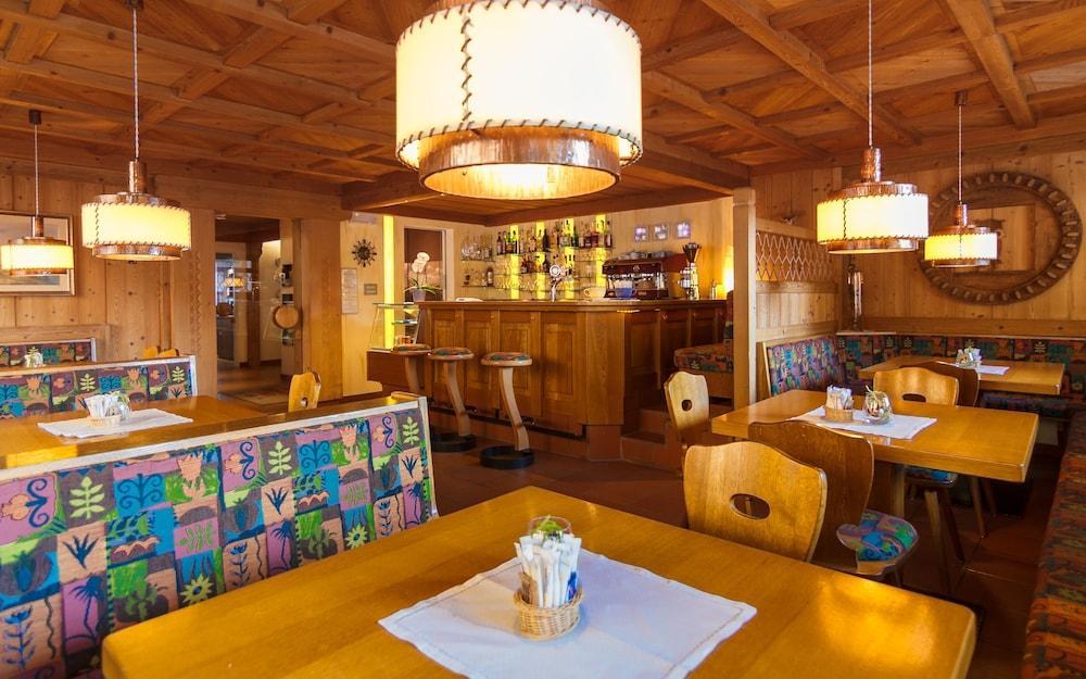 Adler Hotel 3*
